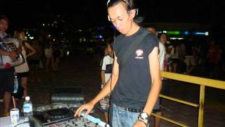 Satu Hari Di Hari Raya Remix