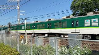 京阪電車 普通  2600系 2831 踏切 遮断機