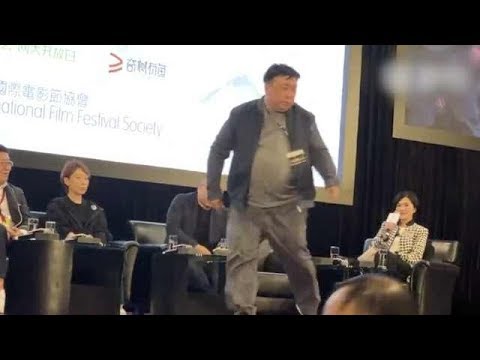 “无耻盗窃香港IP”，王晶摔麦愤离席