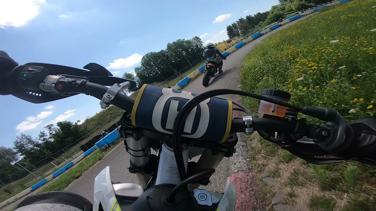 AMC Memmingen Supermoto training