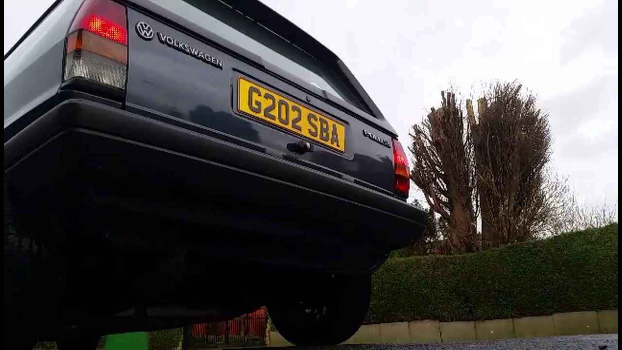 Volkswagen Polo Mk2 Breadvan key bang (Cherry Bomb Exhaust)