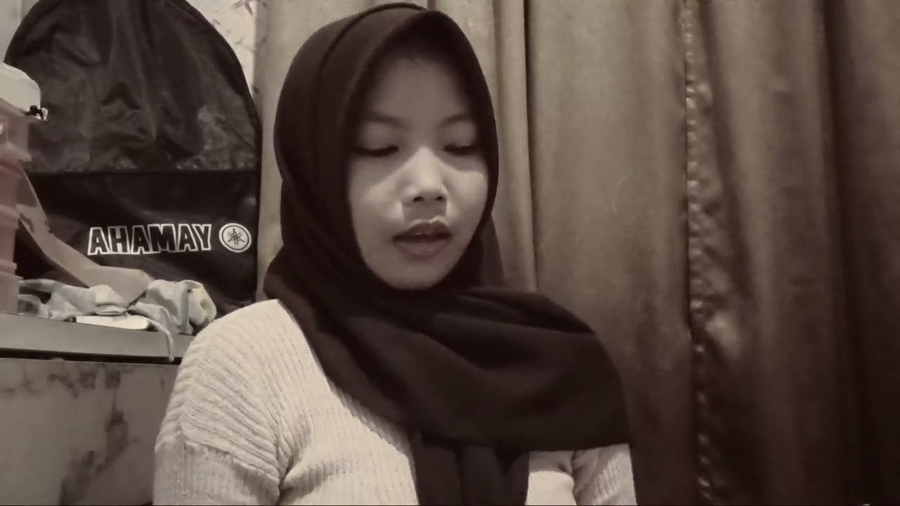 PUISI 'KELUARGA TANPA PELUKAN' | BAHASA INDONESIA