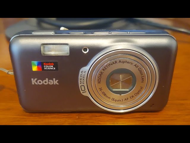 希少品 Kodak EasyShare V1003 シルバー 10メガピクセル Amazon.com : Kodak Easyshare V1003 10 MP Digital Camera with