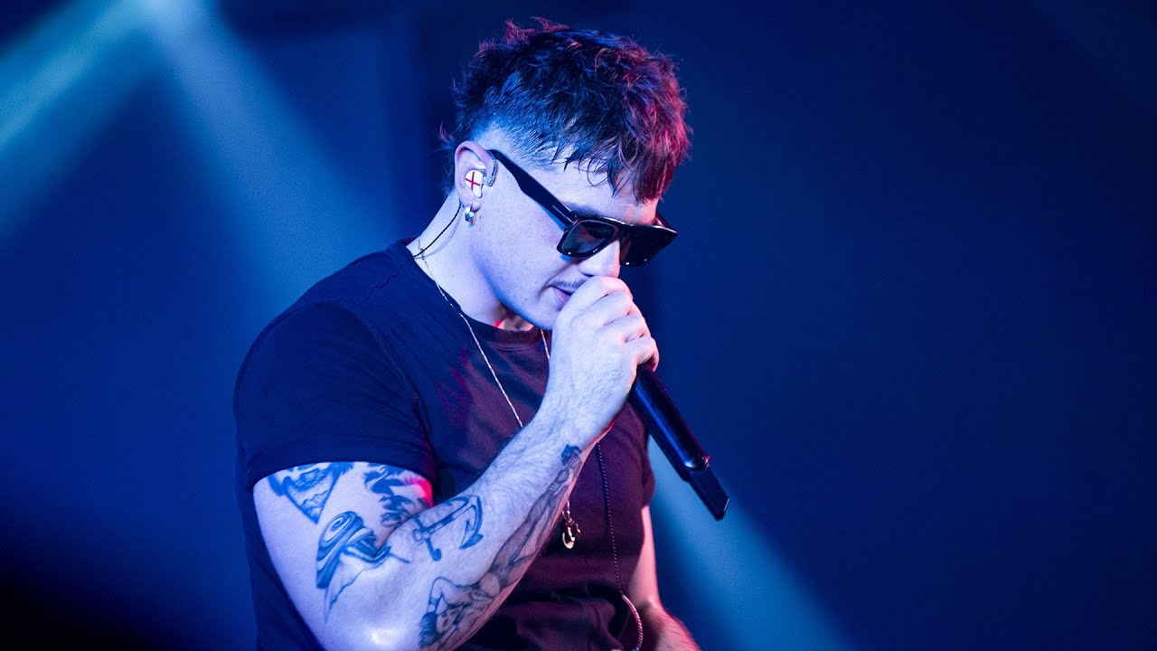 A squarciagola - Olly (Radio Italia Live 12/12/2025)