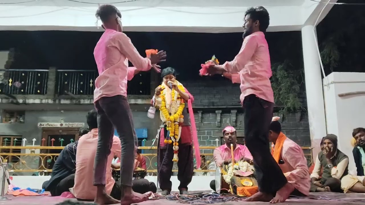  ಸುಮಿತ್ರ ಮುಗಳಾಳ ಡೊಳ್ಳಿನ ಪದ  ಹೆಣ್ಣುಮಕ್ಕಳು ಪಾದ 🫶❤️