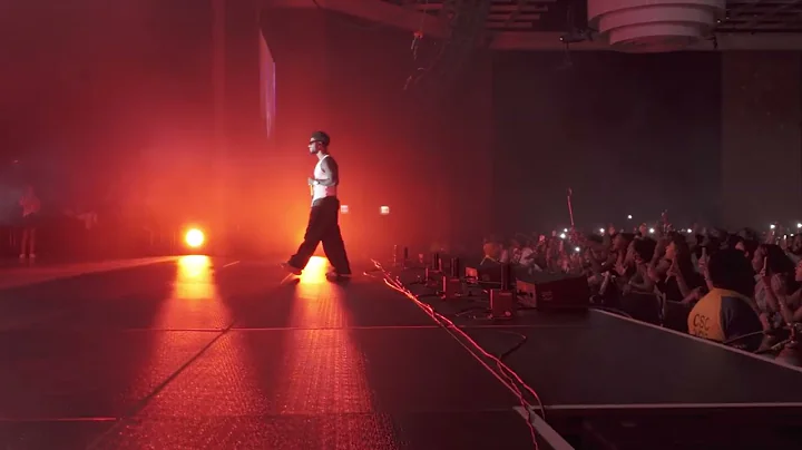 BRYSON TILLER EXCHANGE LIVE PERFORMANCE IN ATLANTIC CITY