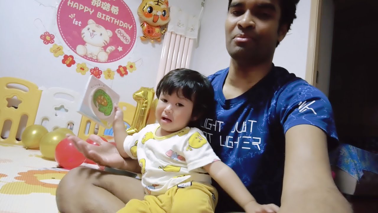 Lucia Baby अभी से पड़ने के लिये जिद्द कर रही है 