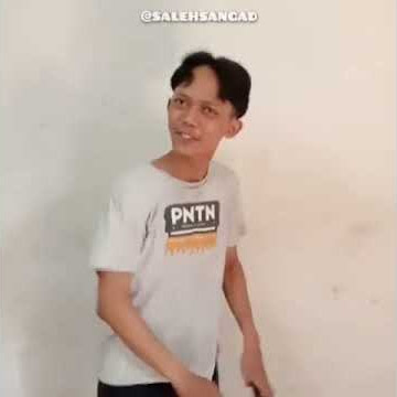 video lucu/Dek tolong belikan nasi Padang depan dong/aku bukan boneka mu