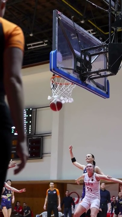 Piešťanské Čajky 🏀🇸🇰 Terézia Kraislová - YouTube