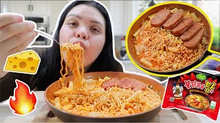 the BEST Spicy Cheesy Noodles in 10 Min!
