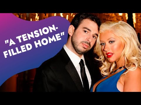 Video: Christina Aguilera Gets Hitched To Bratman