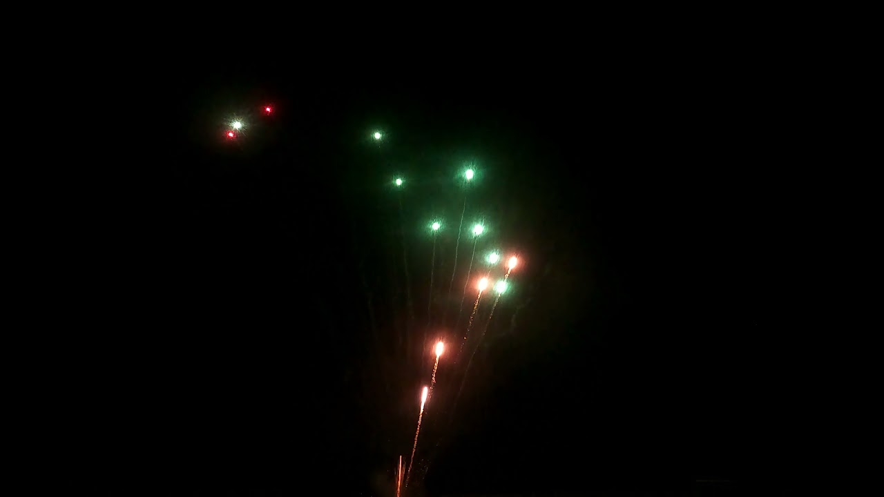 USA Conqueror 500 gram 192 shots by Winda