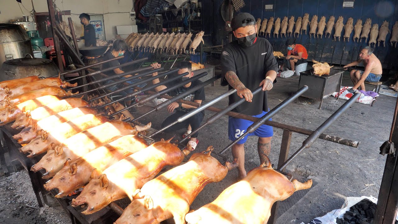 ⁣하루에 300마리! 압도적인 스케일의 바베큐 / Crispy Roast Pork | Thailand food