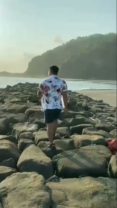 menikmati senja di pantai sodong - Adipala Cilacap