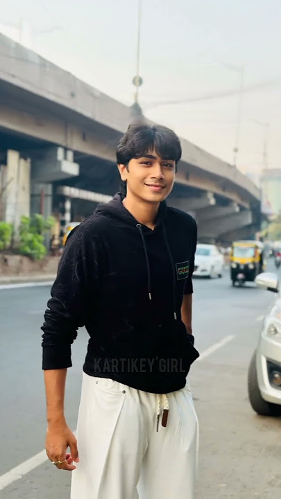 kartikey malviya tamil status 🌈💙@kartikeymalviya03 # #longdistancerelationship #love #tamil