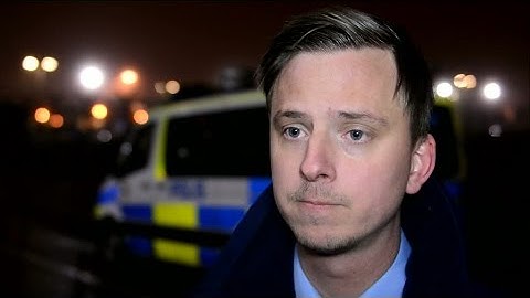 Tonårspojke död efter knivdåd på skola - Nyheterna (TV4)