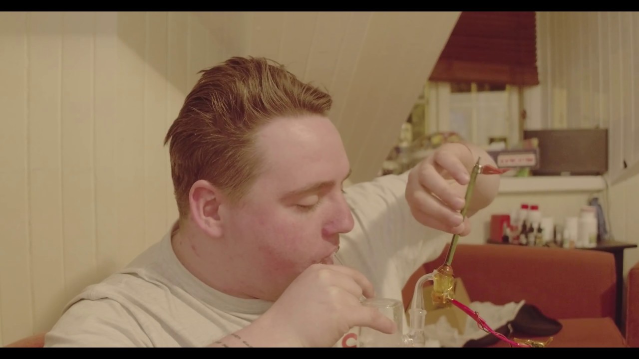 MY First ever dab on a homemaid enail.