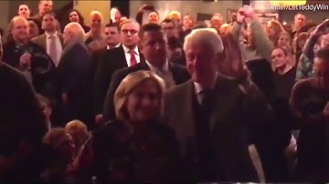 Clintons treated to loud applause at To Kill a Mockingbird show