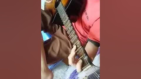 Văn Thiên Tường qua xế Xảng Dây Đào, độc tấu guitar. Thanh Hùng khiếm thị