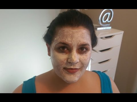 Wideo: Montagne Jeunesse Super Fruit Mud Face Mask Review