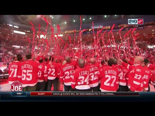 Video shows final piece of Joe Louis Arena taken down