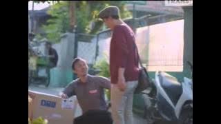 Download lagu Iklan Neo Rheumacyl - Kurir [With Vincent Rompies] [Versi 15 Detik]