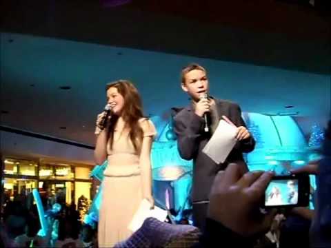 Georgie Henley and Will Poulter sing "Santa Claus ...