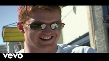 Queens Of The Stone Age - Monsters In The Parasol