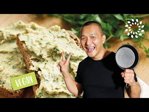 Jamie's taken this family favourite and given it a veggie twist! Porcini mushrooms and plump lentils. 