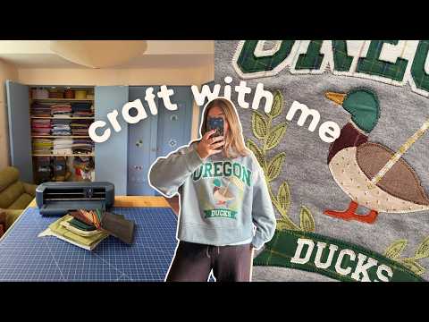 making an appliqué sweatshirt !! ft. Cricut