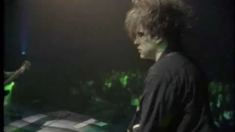 The Cure - A Forest (Live 1992)