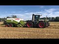 Claas xerion 3000 and quadrant 2200 fine cut in action