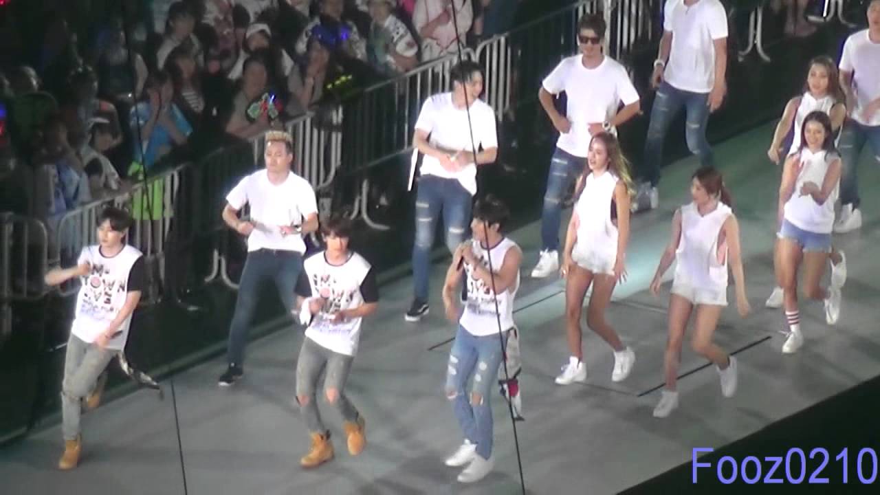 SMTOWN OSAKA 150726 チョギワ チャンミン Focus