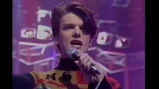 Blow Monkeys live - It doesn't have to be this way - Top of the Pops chords