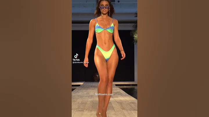 Stephanie Rayner #perfectwoman #short