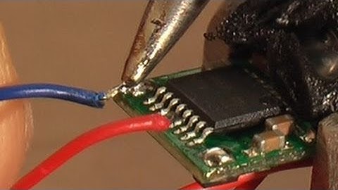 How to Manually Reverse a Servo