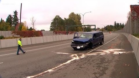 Motorcyclists killed in wrong-way crash on SR 520