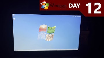 Swapping the Windows XP and 7 registries | A Very Windows Christmas 2024 Day 12
