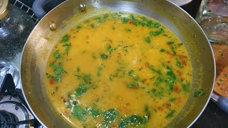 Indian Lentil Soup with Moringa leaves | Dal Fry with Moringa Leaves & Bhakri | Nutrient dense meal