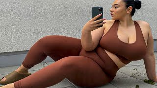 Zoe Laetizia | Curvy Fashion Model | Weight | Plus-Size Model