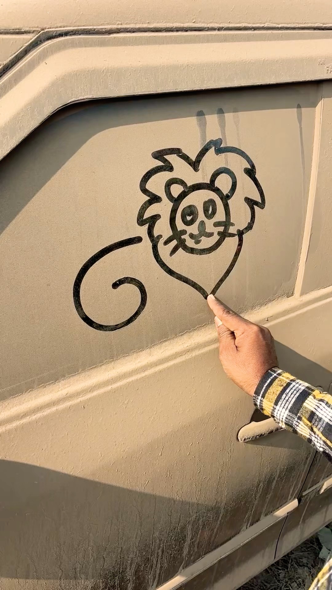 Draw a cute lion using 60 #art #shorts