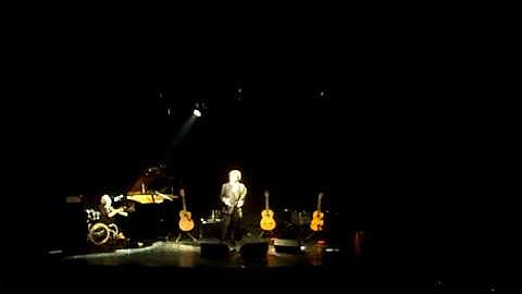 Raly Barrionuevo - Zamba del angel "En vivo"