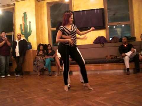 BEST Bachata Moderna dance - Juan Ruiz and Samanth...