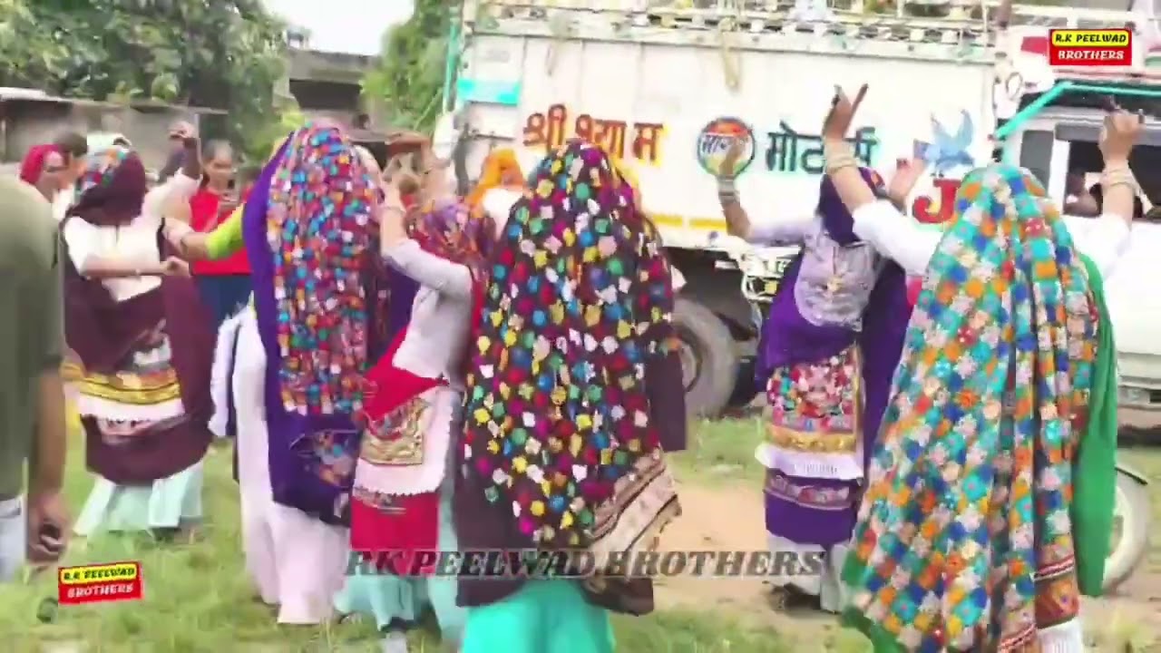 My youtube viral video 📷#dance #womendance #gurjarrasiya #viralvideo #trending#music #rajasthan 