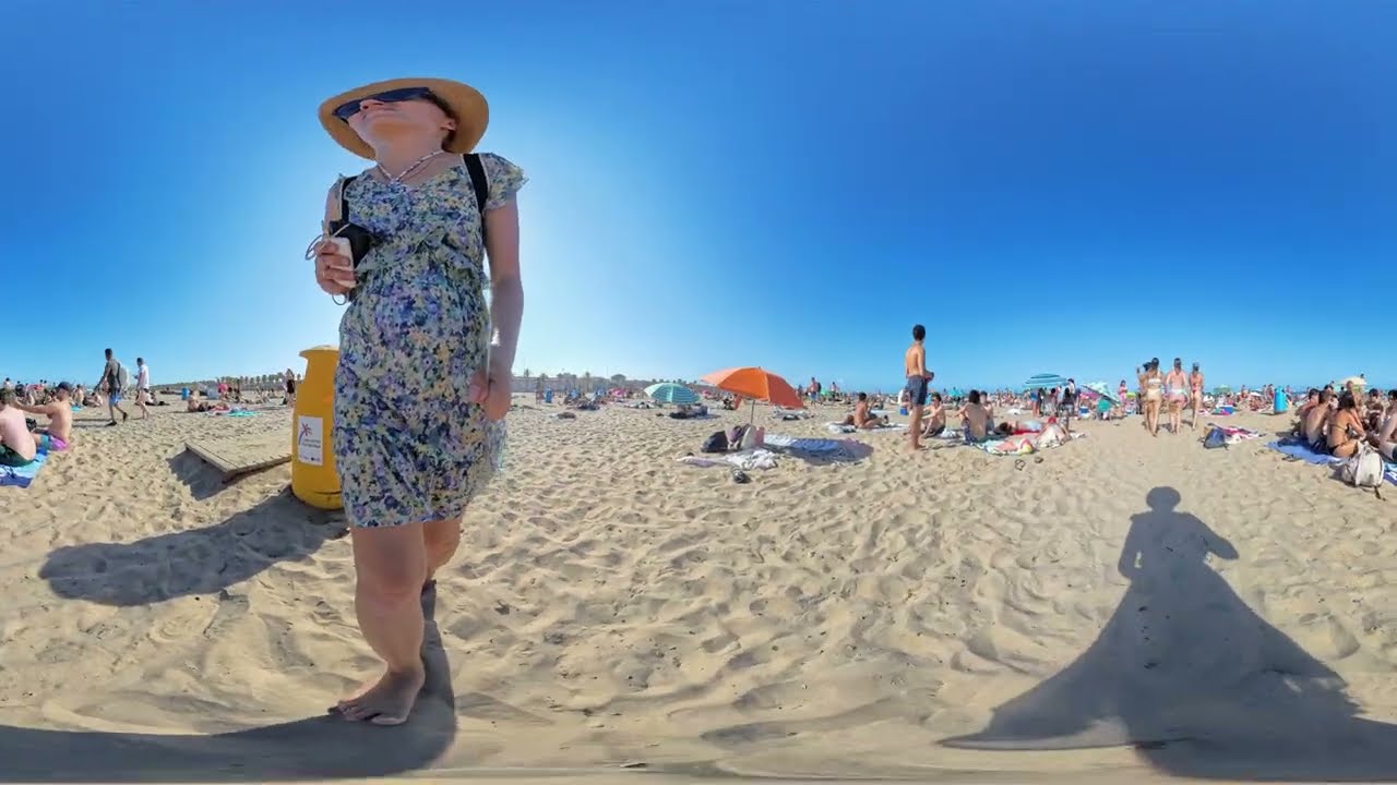 🚶 Beach Atmosphere in 360° | Sun, People & Sea with SpinWalk (2025)