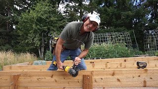 Anatomy of a Raised Garden Bed with Focus on Fasteners