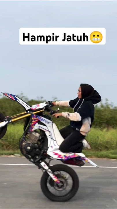 HAMPIR JATUH😬 #fyp #short #viralshort #funny #fypシ゚viral #klx #crf #freestyle #beranda #wow #jumping