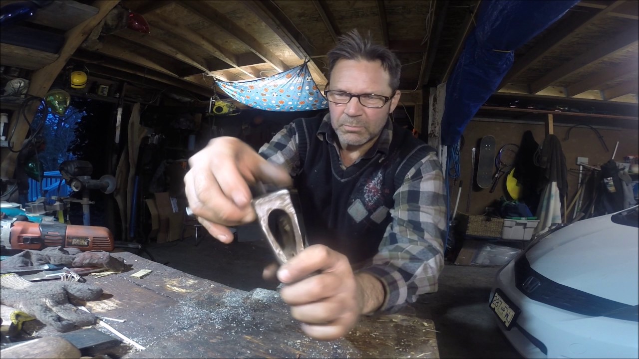 WORKING WITH VINTAGE AXES