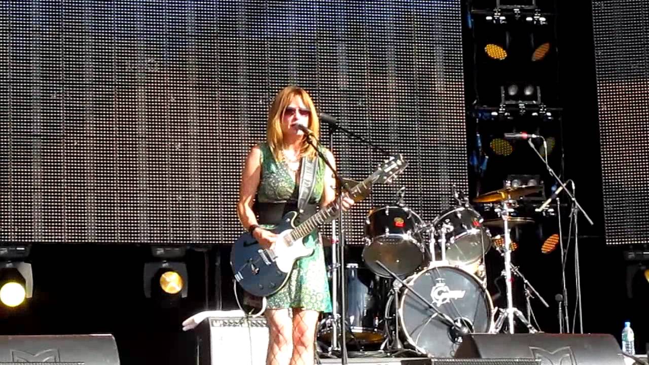 Walk him like a dog. Card ring the alarm. Walk like. Friends don’t let friends drive drunk: crashing. хесус идет по улице.