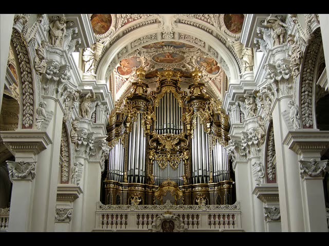 Toccata and Fugue in D Minor (Best Version Ever)